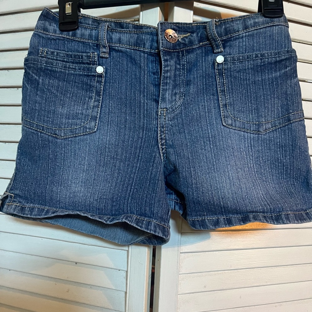 VINTAGE GLO Jeans Blue Distressed Mid-Thigh Shorts